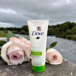 Dove Facewash - Image 2