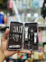 Mackup Kit and Manicure Set - Image 2